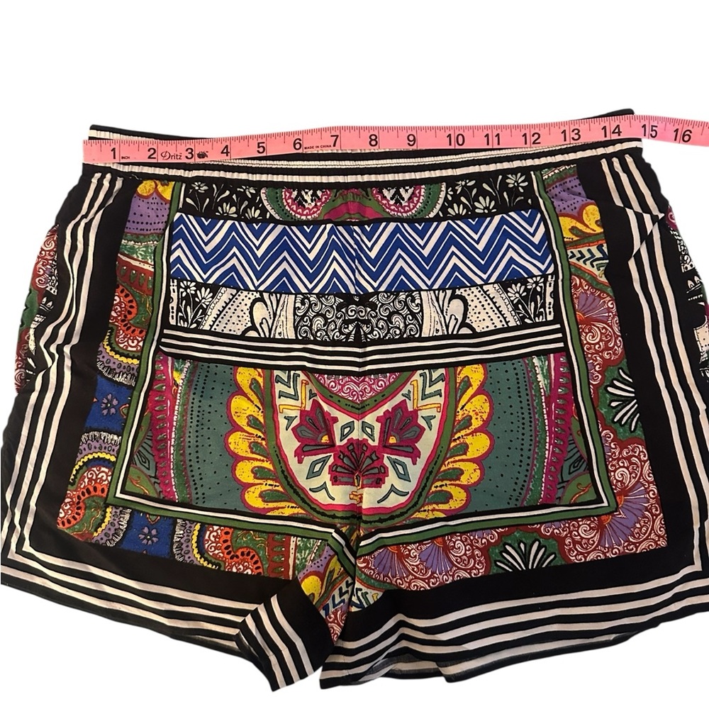 Anthropologie Colorful Patterned Women's Shorts - Picture 2 of 4